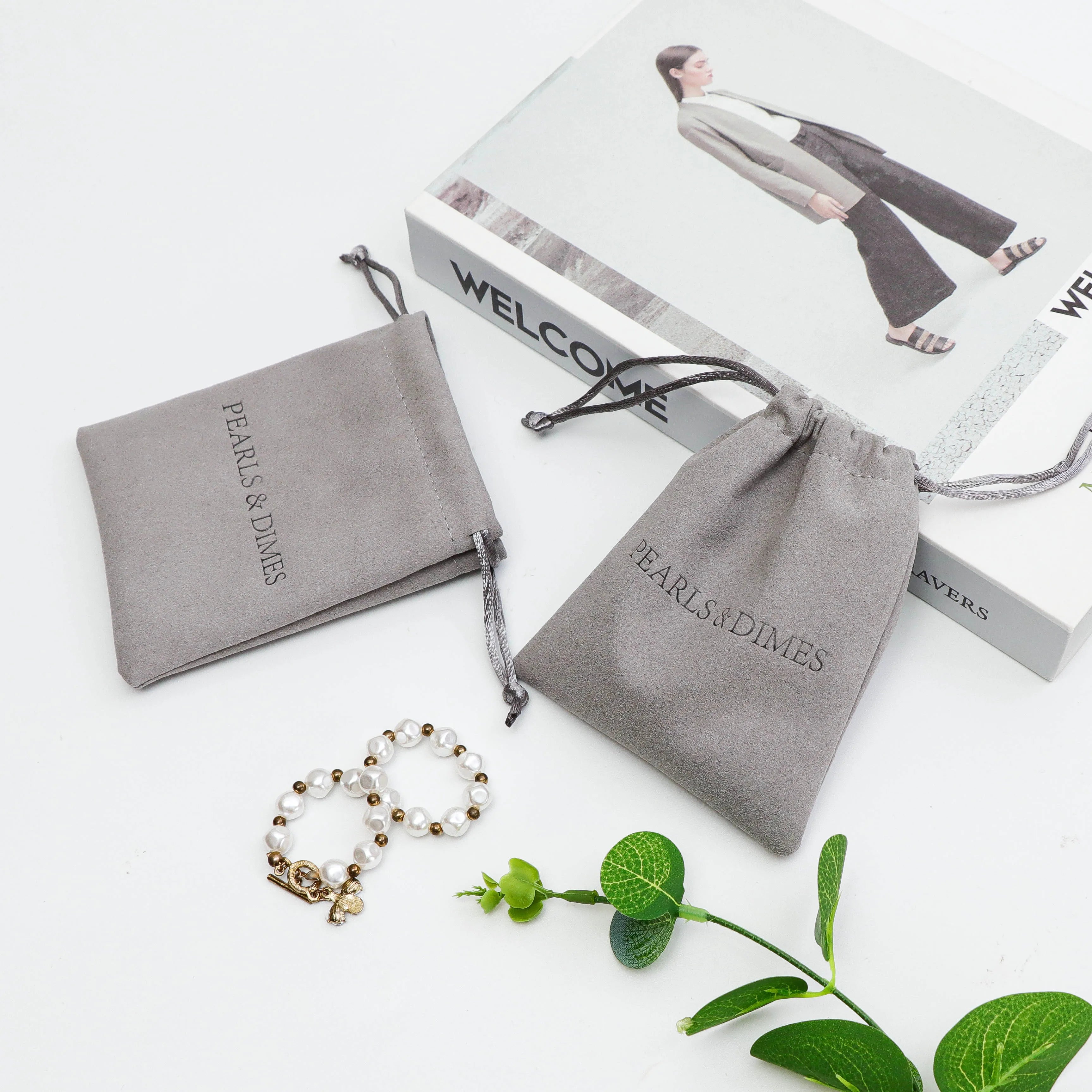 Customized Pouch Bag Jewelry Earring Storage Small Velvet Gift Bag Drawstring Dust Jewelry Pouch for Jewellery Packaging