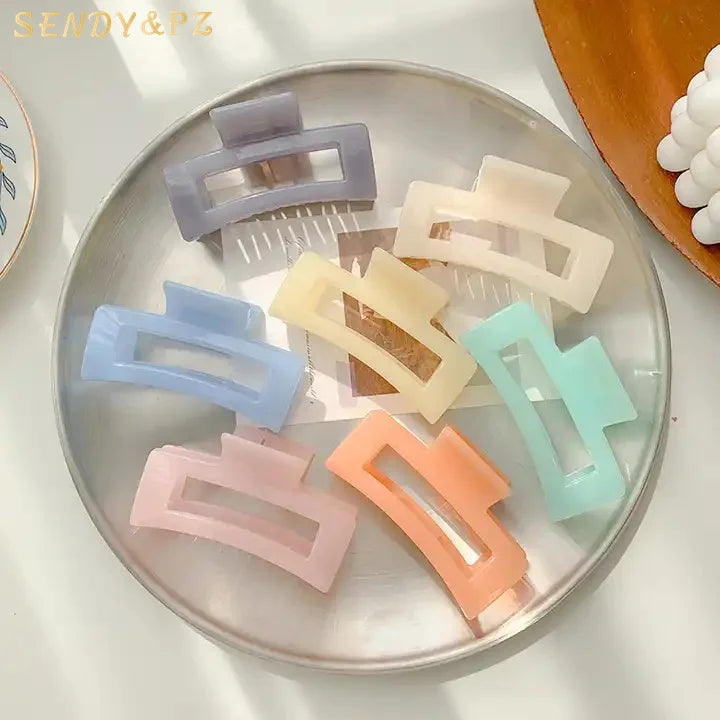 Wholesale Korean Large Size Elegant Hair Accessories Claw Clips Fresh Color Girl Crystal Hair Claw Women