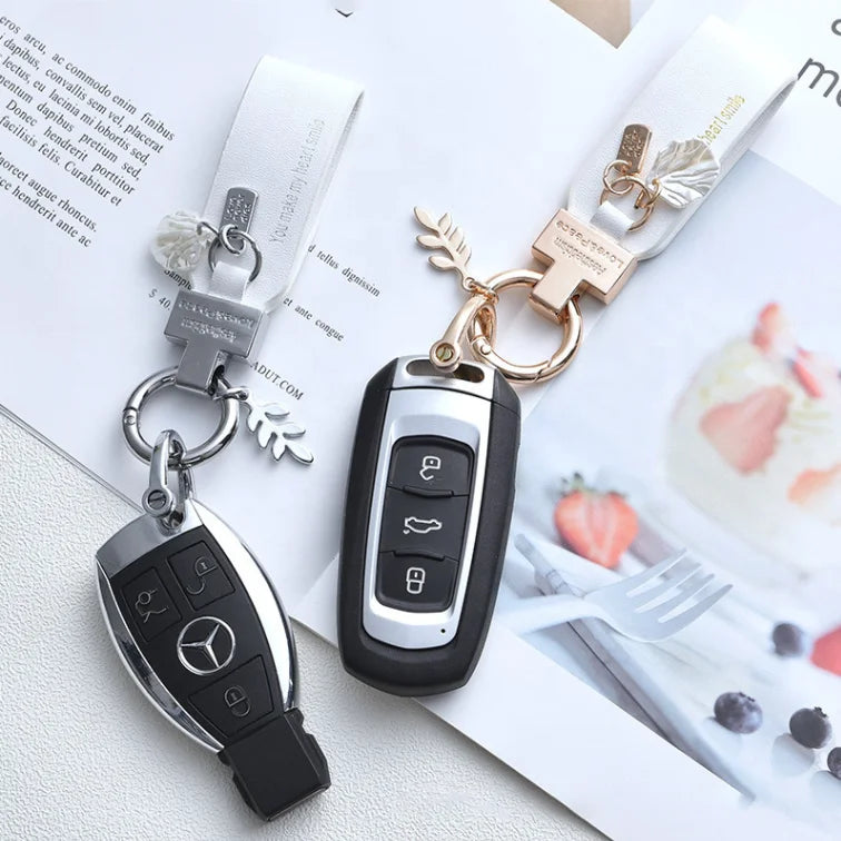 Women and Men's Car Key Chain Faux Leather Key Ring Wallet Keychain Holder Detachable Alloy Metal Rings Keys Holder Fob for Keys