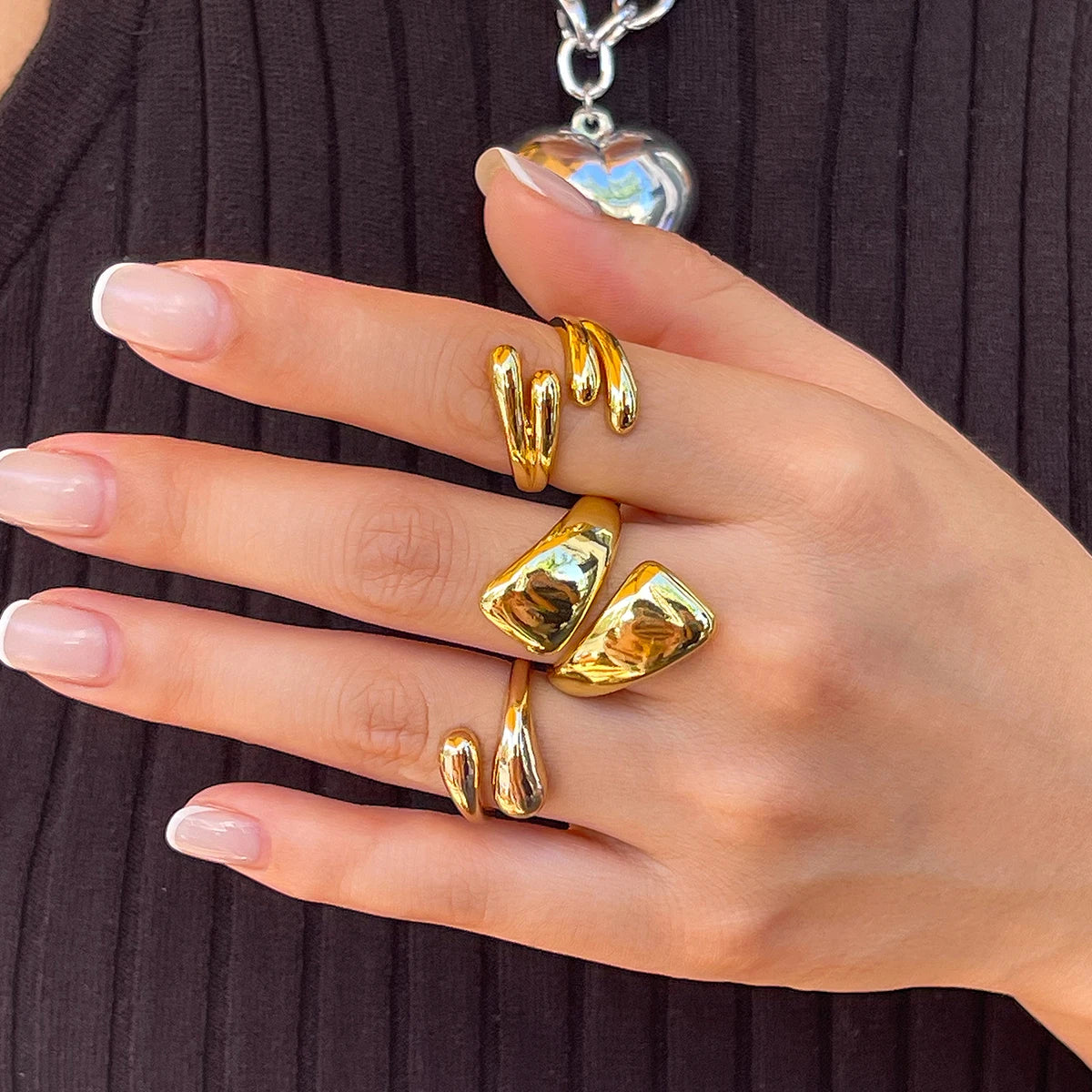 3 Pieces Hip Hop Smooth Twisted Metal Ring Set for Women Trendy Ladies Daily Street Stackable Finger Rings Fashion Jewelry Gifts MegaBDM