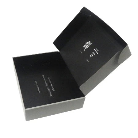 Wholesale Custom Logo Embossed UV Coating Glossy Lamination Black Luxury Corrugated Board Color Box Recycled Materials Clothing