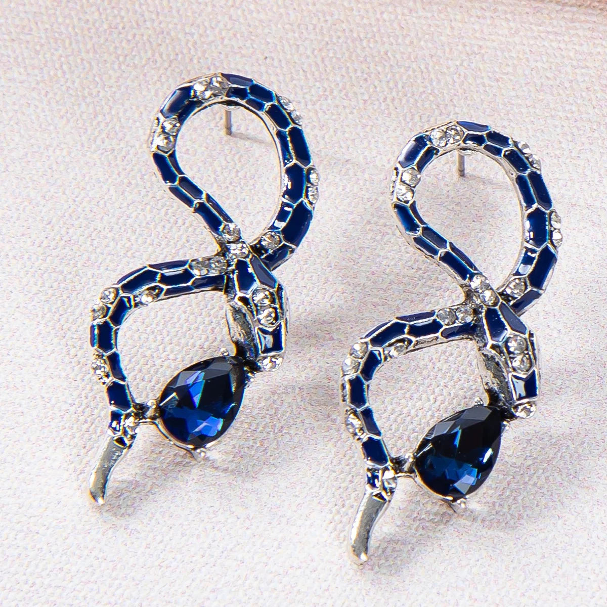 Retro Sapphire Snake Shaped Stud Earrings Blue Oil Drop Animal Glass Snake Drop Earrings for Gift