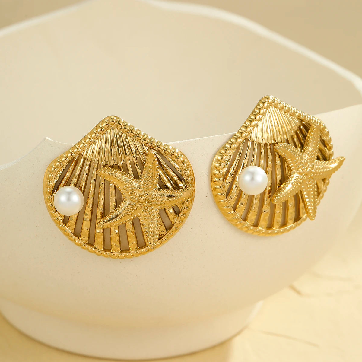Bohemian Starfish Pearl Stud Earrings Hollow Shell Cute Earrings Stainless Steel Fashion Jewelry