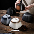 Japanese Style 400ml Ceramic Spice Organizer Jars Salt Storage Jar Save Space Spoon Lid for Condiments Home Decoration Food Use