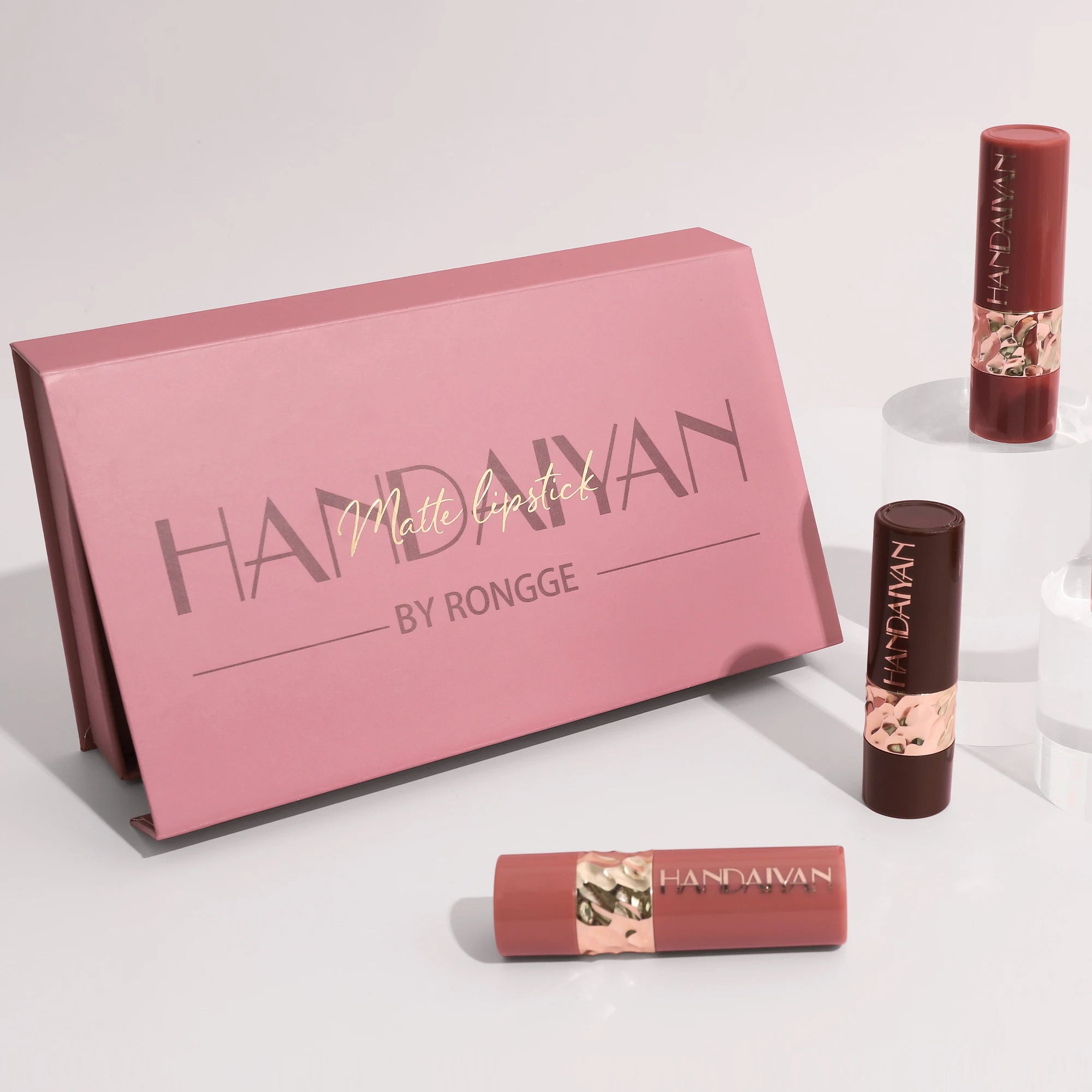 HANDAIYAN Wholesale High Pigment 6 Colors Natrual Light Matte Soft Texture Vegan Lipsticks Set Lip Makeup