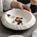 2022 Nordic Style Eco-Friendly Straw Hat Shaped Ceramic Plate White Dot Rim Pasta Dish for High End Restaurant Soup Serving Tray