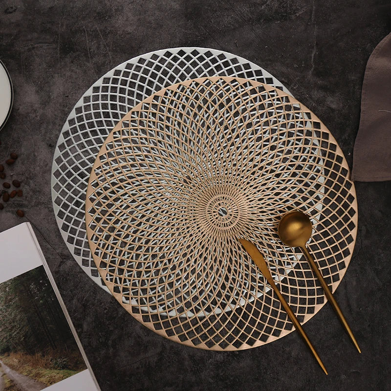 Wholesale 6pcs Eco-Friendly Gold PVC Country Style Round Placemats for Kitchen Dining Table Household Items