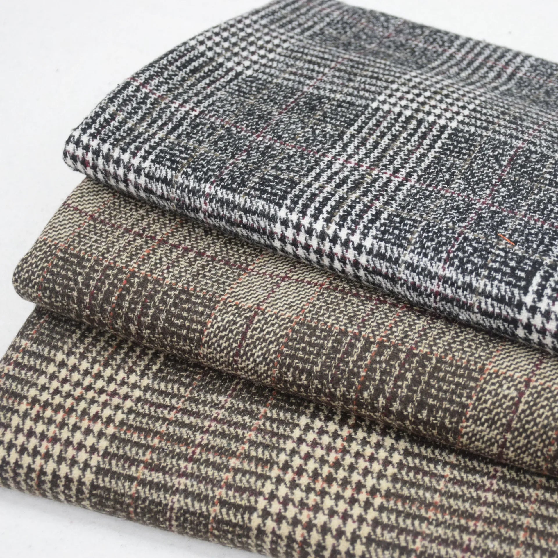 Customization Plaid Black Brown Color Tweed Knit Cashmere 100 Tweed Wool Fabric for Skirt