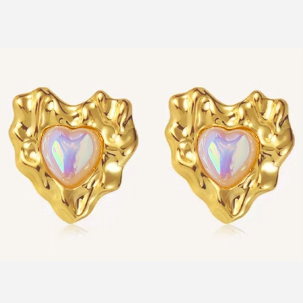 High Sense of Fashion Irregular Brass Plating 18k Gold Heart Metal Mabe Pearl Love Earrings Female Gifts