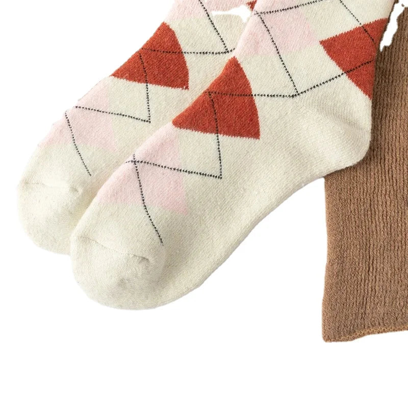 Hot Sale Crew Socks Durable Lnitted Design Novelty Sport Custom Soft Unisex Cotton Crew Socks
