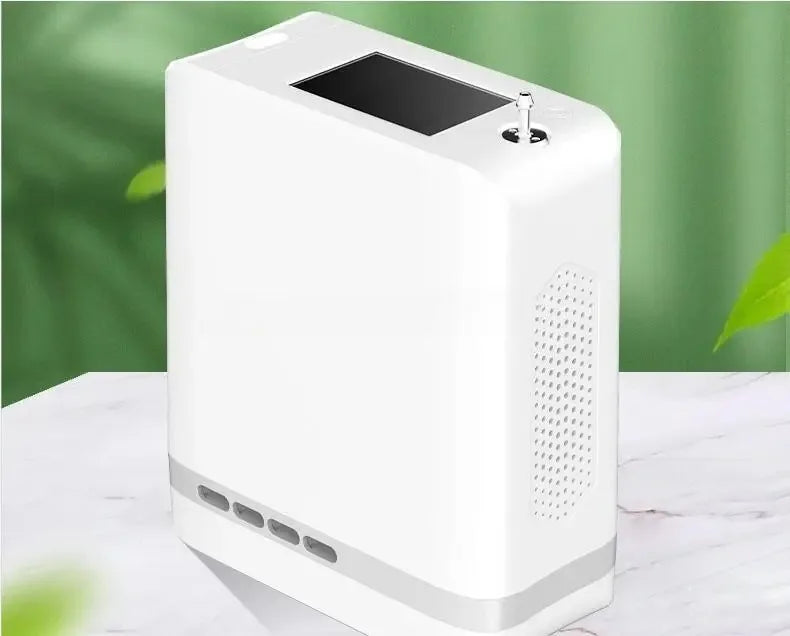 2024 Portable Oxygen Device PH7L New O2 Gas Generator with Water Bottle for Outdoor Use on Plateau Motor As Core Component
