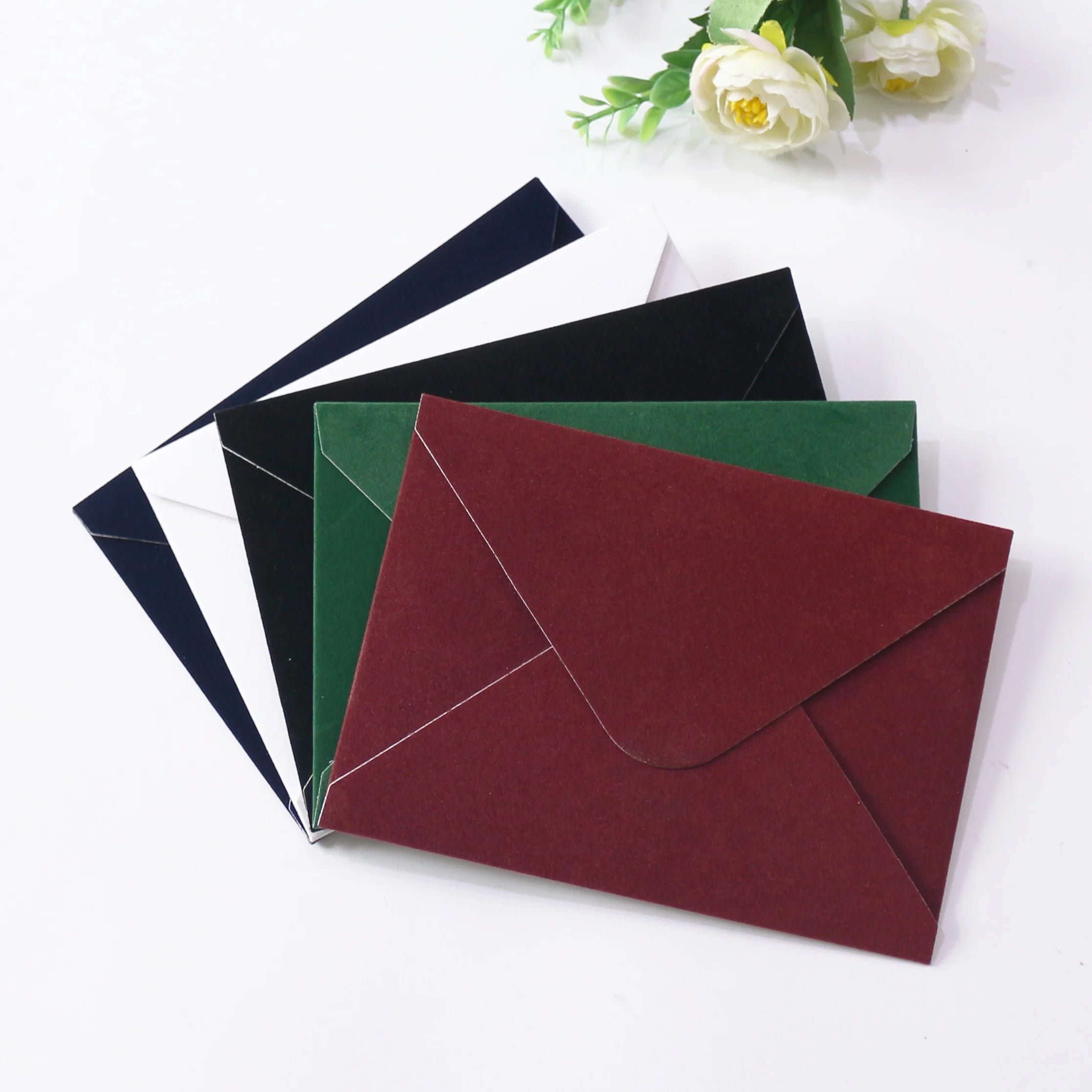 Wholesale Cheap Price Blank Minimalist Velvet Envelope 5 Colors Holiday Wedding Handmade Velvet Premium Envelopes
