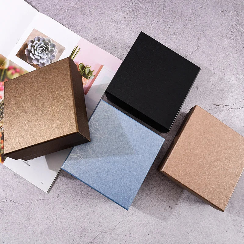 Custom Logo Empty Cardboard Gift Box Black Art Paper Fashion Style for Wallet Leather Belts with Embossing Printing Handling
