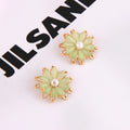 Wholesale Brass Simple Temperament Fashion Mini Pearl Flowers Cute Daisy Earrings for Women Anniversary