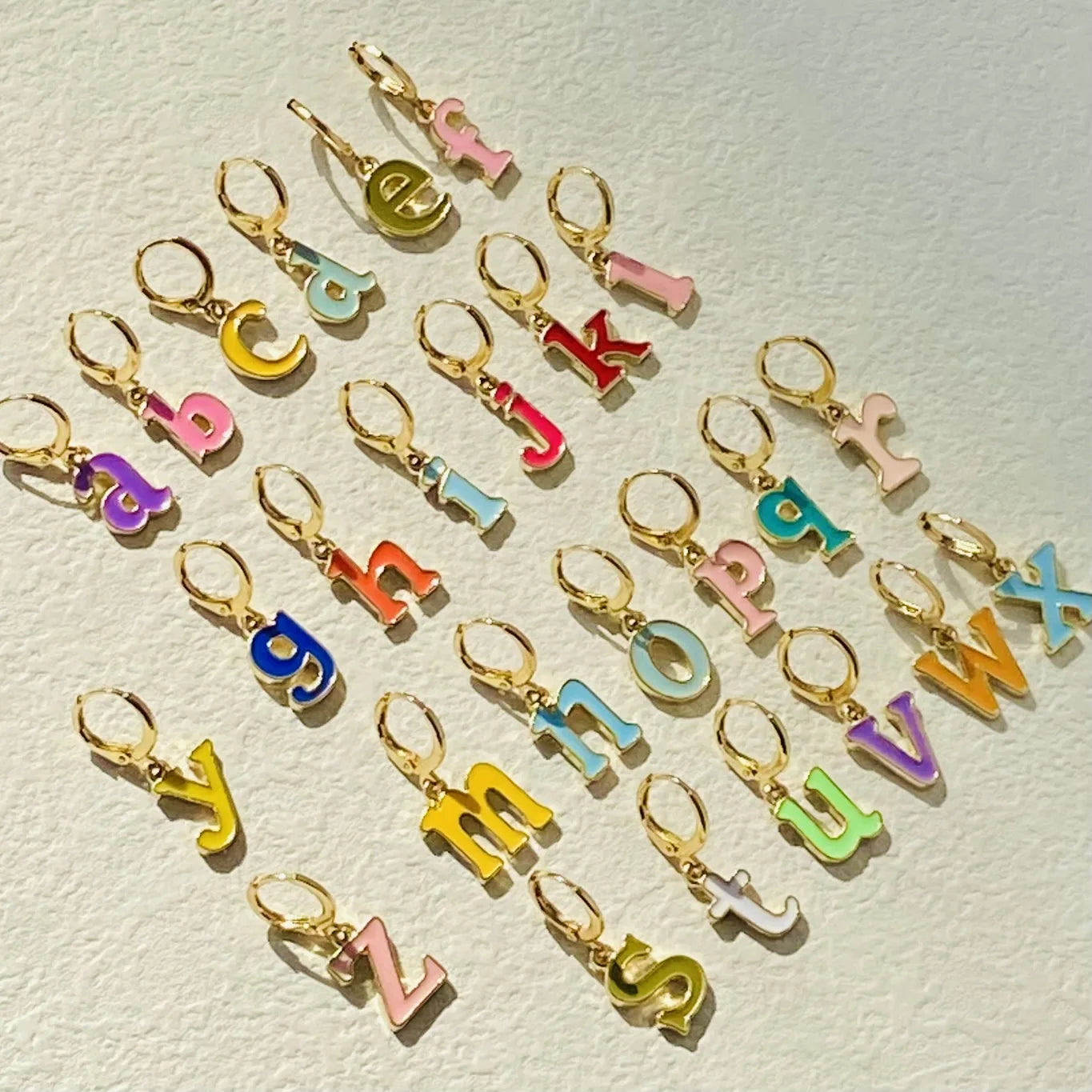 Dainty Singoli Multi-color Letter Earring Buckles with Initial Letter Enamel Earrings Jewelry Women Best Gift