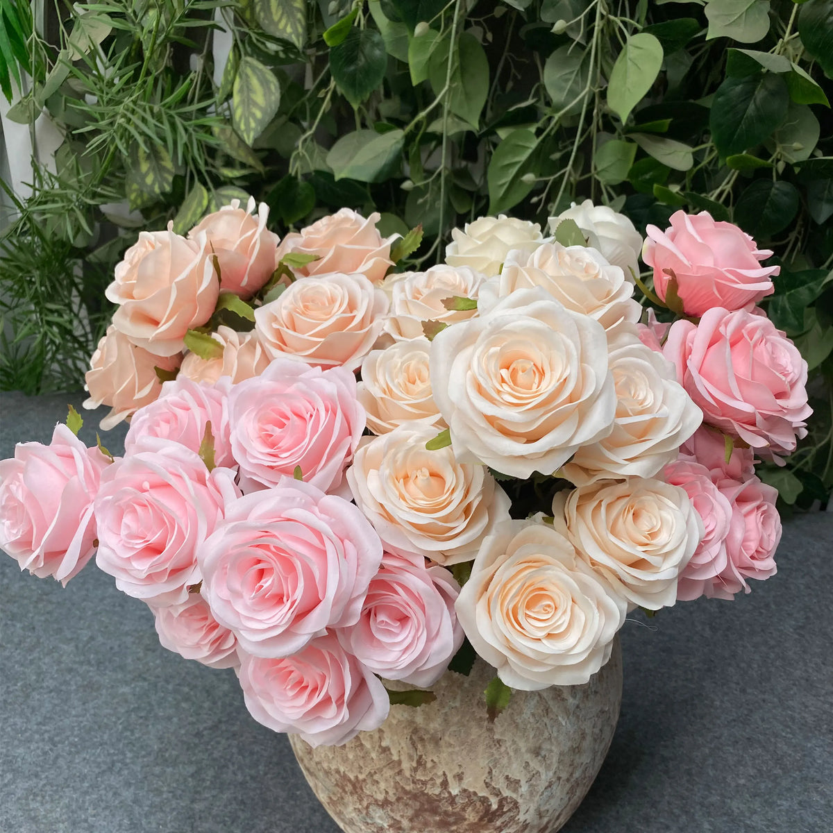 New Design Artificial Silk Rose Flowers Stems Green Leaves Bouquet for Home Kitchen Bridal Wedding Valentine's Day Easter Decor