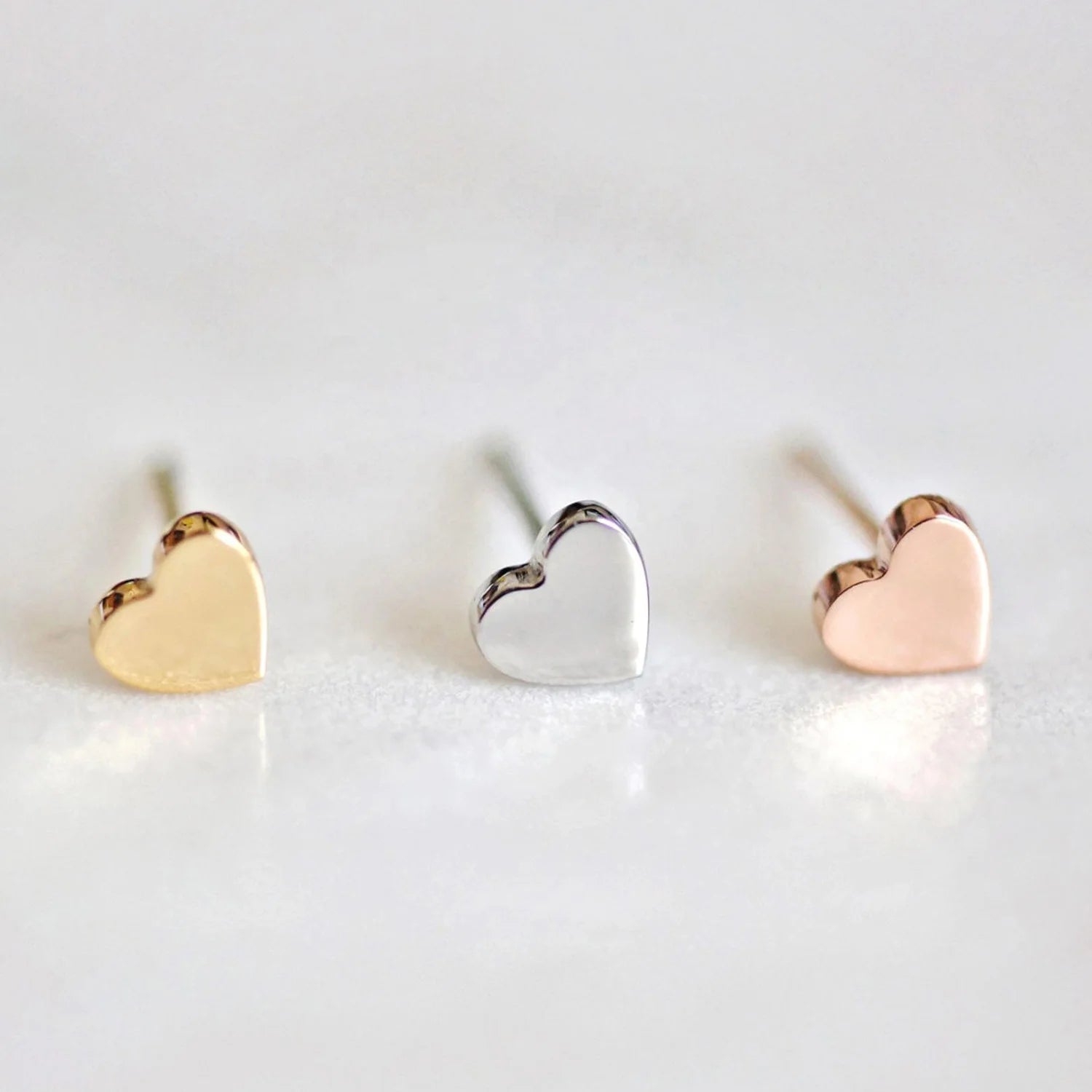 EManco Cheap Simple Classic 14k Gold Plated Stainless Steel Jewelry Love Heart Shape Cute Small Stud Earring Zhejiang