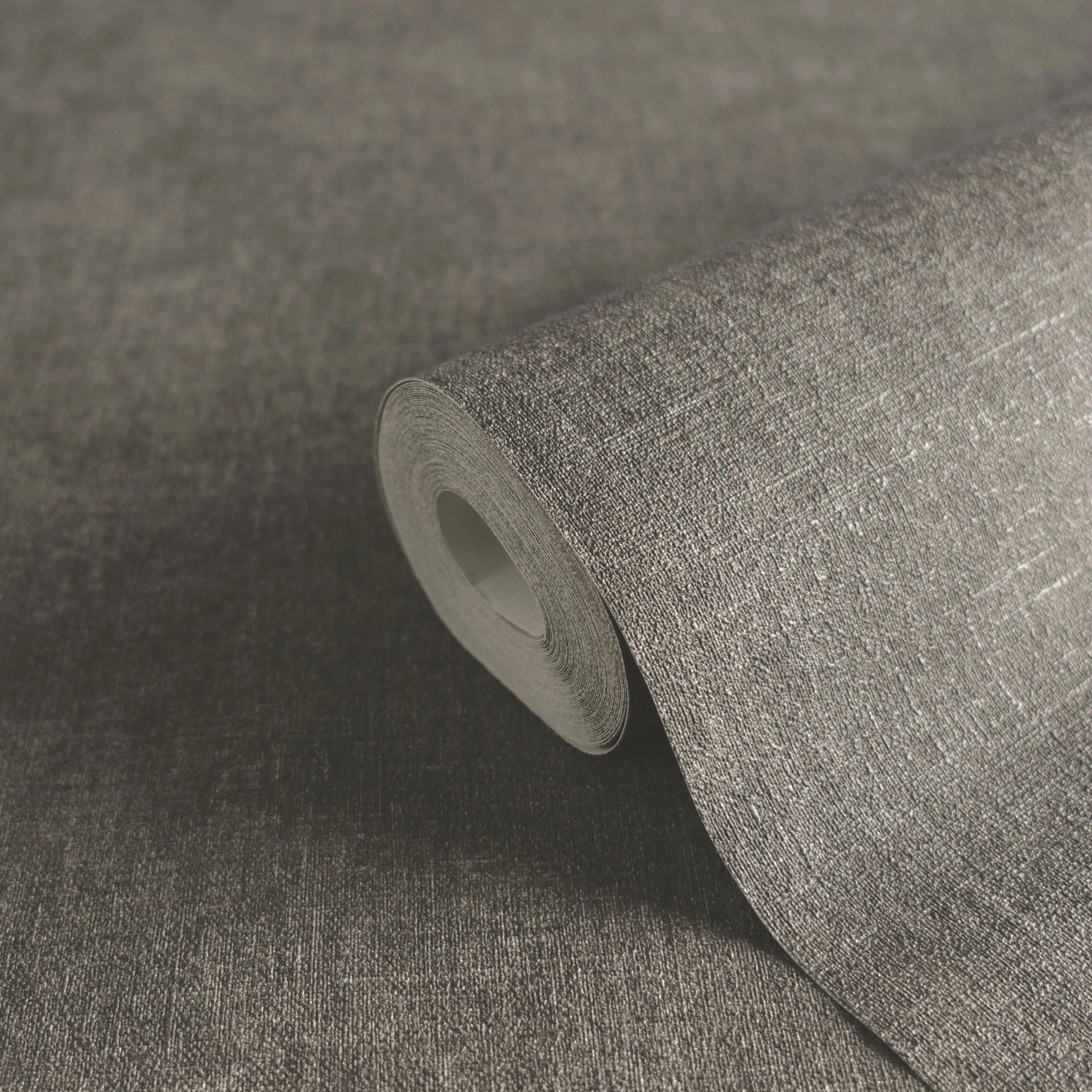 Made in Germany Solid Black Non Woven Vinyl Wallpaper Rolls Abrasion-Resistant for Living Room Hotel & School Use 1005x053m