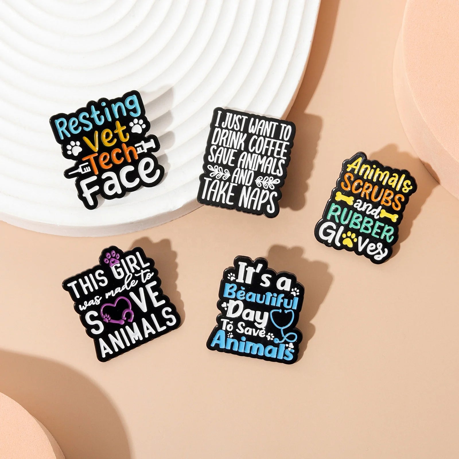 Protect Animal Enamel Pins Save Animal Brooch Jewelry Accessories Protective Cat Dogs Lapel Pin for Gift