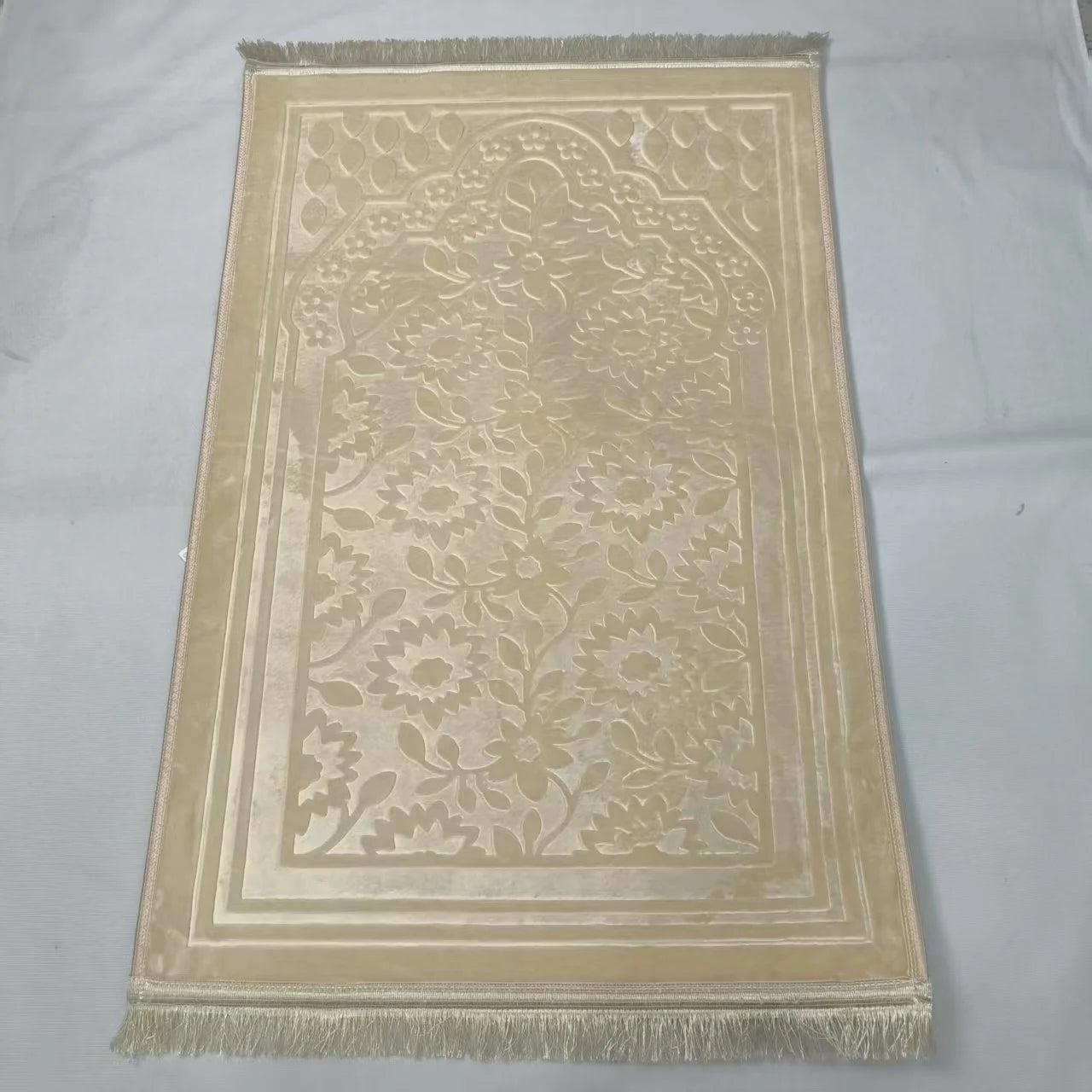 Hot Sale Factory Wholesales Prayer Carpet Soft Raschel Muslim Prayer Rug