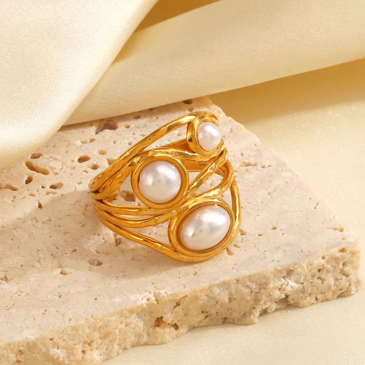 European American Trendy Ins Stainless Steel 18K Gold-Plated Asymmetrical Shaped Pearl Ring for Women