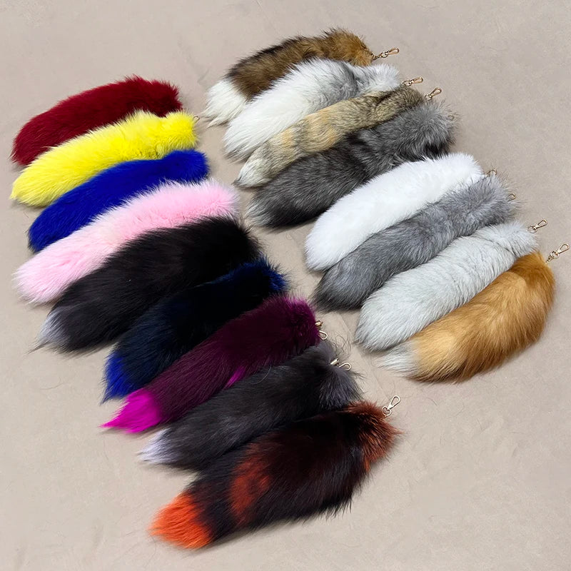 Chinese Factory Supply Fluffy Dyed Fox Fur Tail for  Custom Keychain Decoration Silver Fox Tail