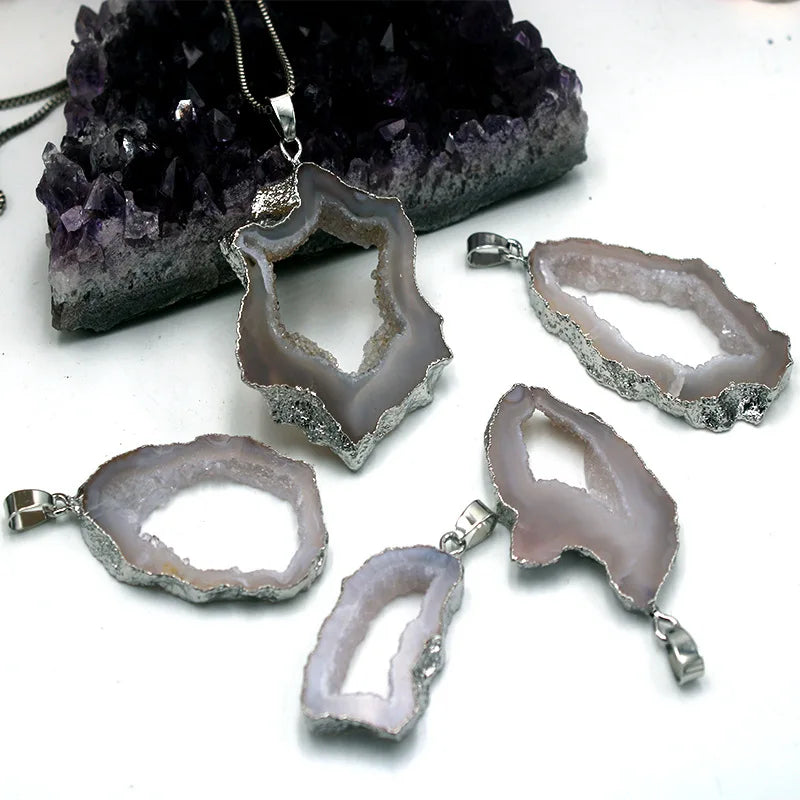 100% Natural Stone Agate Crystal Stone Druzy Pendant Irregular Agate Stone Gemstone Pendants Necklace Jewelry