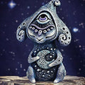 Wholesale Resin Crafts WXA01 Three-eyed Alien Biological Ornaments Garden Animal Elf Resin Statues for Home Decoration