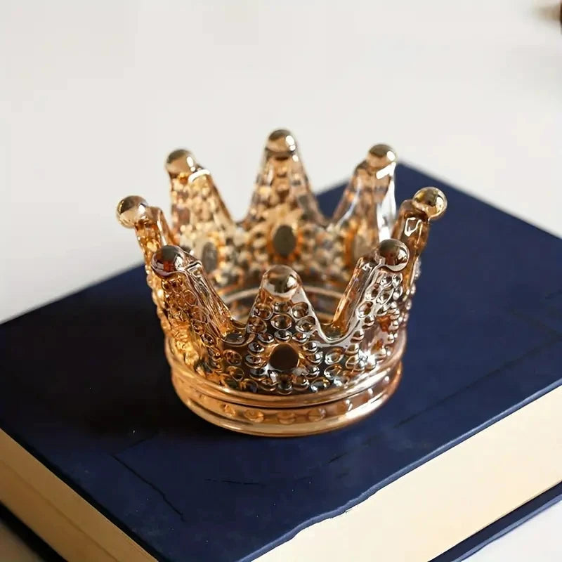 Decorative Modern Ashtray Home Decoration Octagonal Crown Ashtray with Golden Beads Elegant Promotional Glass Gifts Luxury