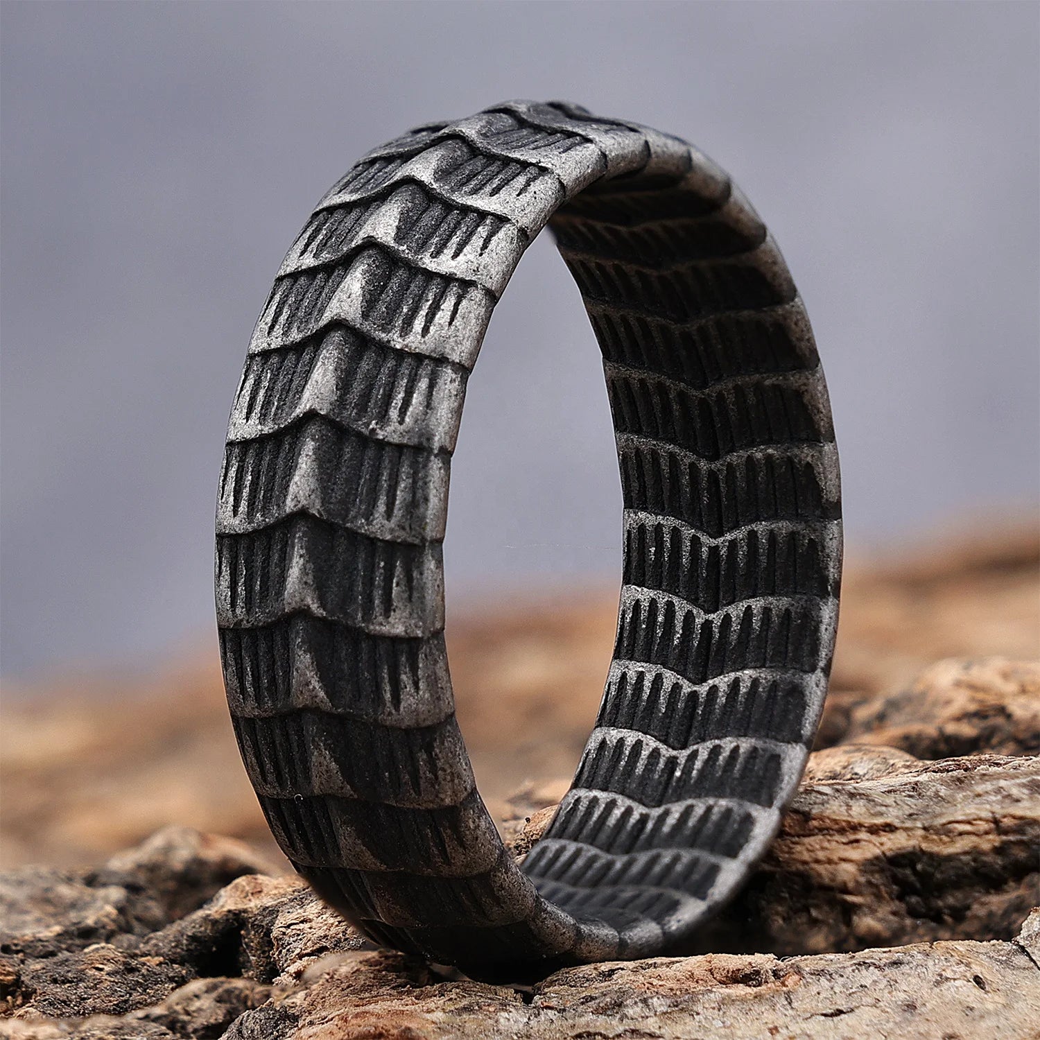 Custom Design Vintage Black Gothic Punk Rock Mens Dragon Spin Scale Tail Band Rings for Men Women Size 7-15 Ready to Ship