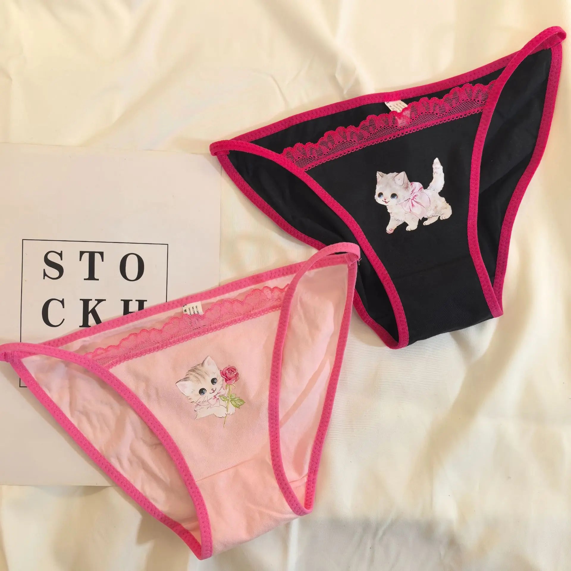 2025 New Kawaii Cat Animation Girl Underwear Sexy Lace Cute Student Low Waist Hip Lifting Briefs Panties