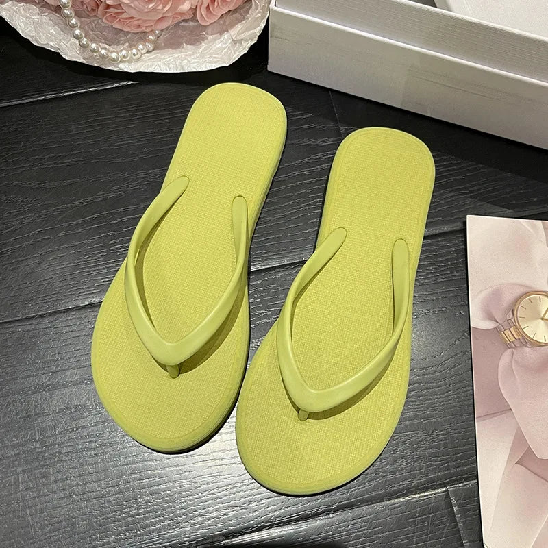 Custom PVC Slide Sandal Lightweight and Breathable Designer Slides for Women Logo Flip Flop for Winter and Summer Use