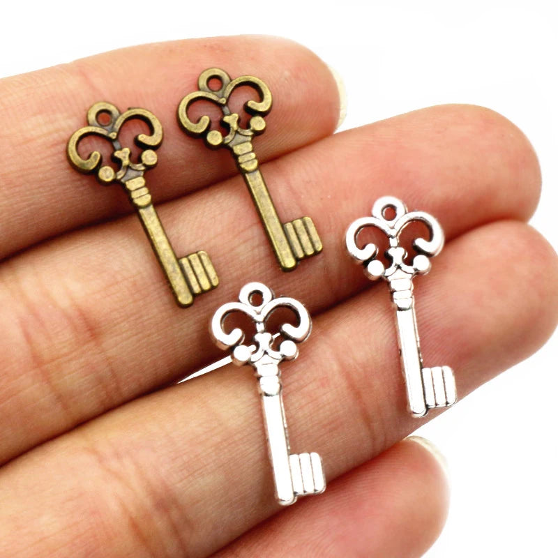 50pcs 21x10mm Vintage Small Key Charms Antique Bronze Silver Plated Handmade Charms Pendant DIY Findings for Bracelet Necklace