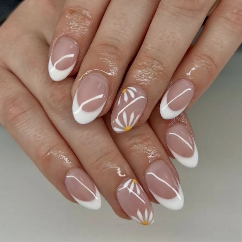 Wholesale 3912 Elegant White and Pink French Delicate Short Almond False Nail Press on Nail Artificial Fingernails Customize