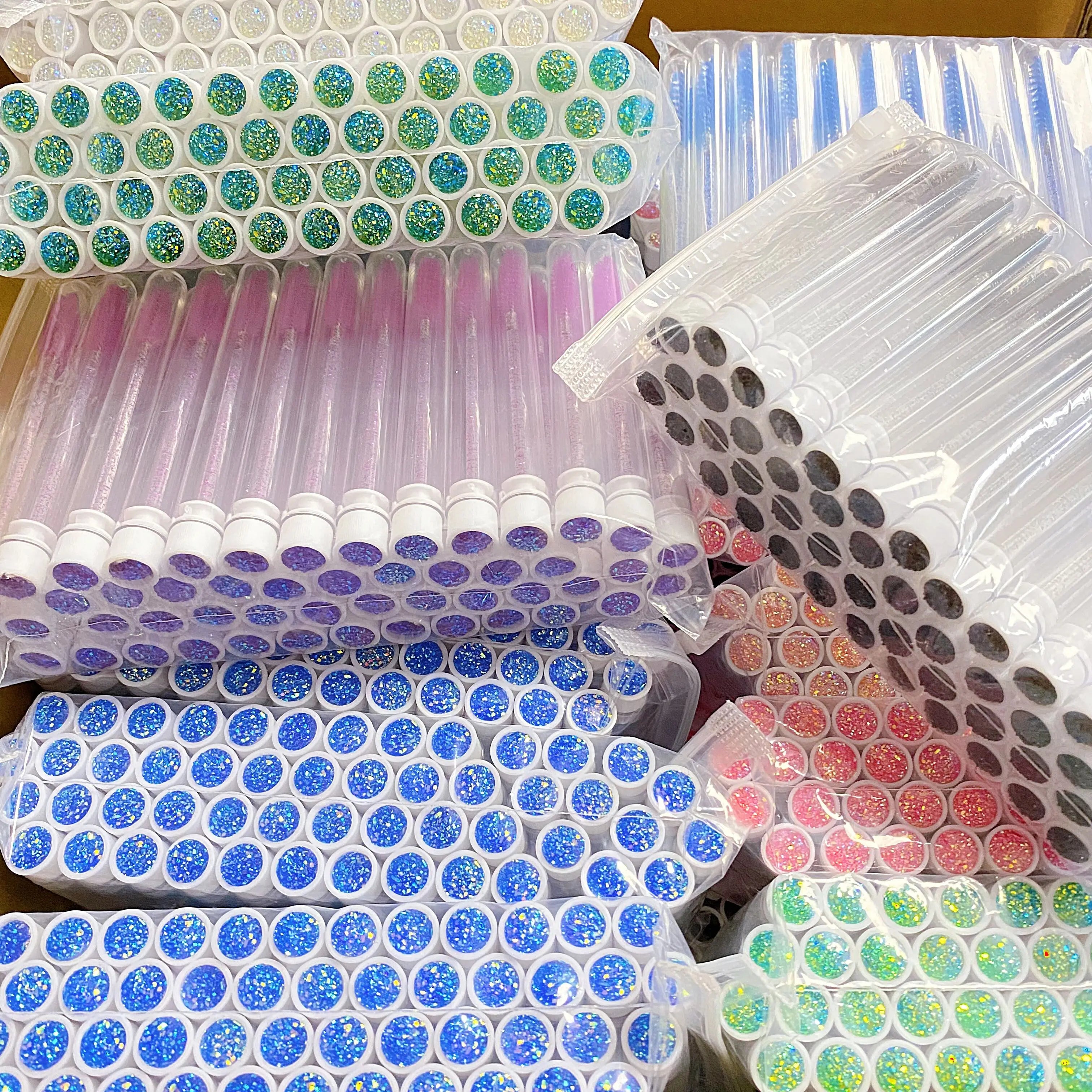 Wholesale Spoolie Brush Low Moq Plastic Lash Applicator Cleanser Make up Brushes Cosmetic Disposable Mascara Wands in Tube