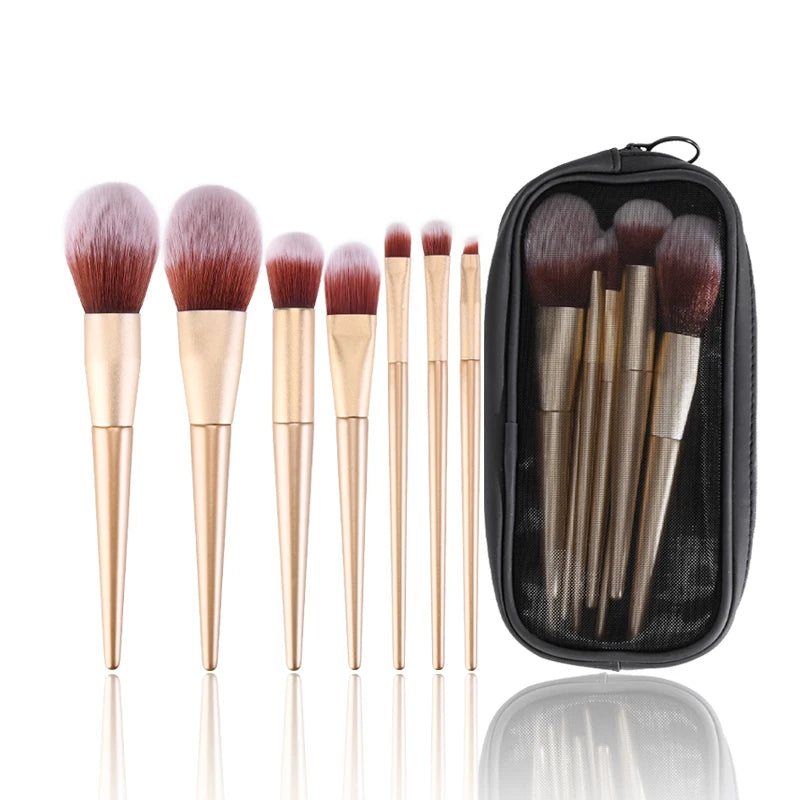 Gold Synthetic Hair Eco-friendly 7-Piece Makeup Brush Set with Black Zipper Case for Mascara & Eyeliner