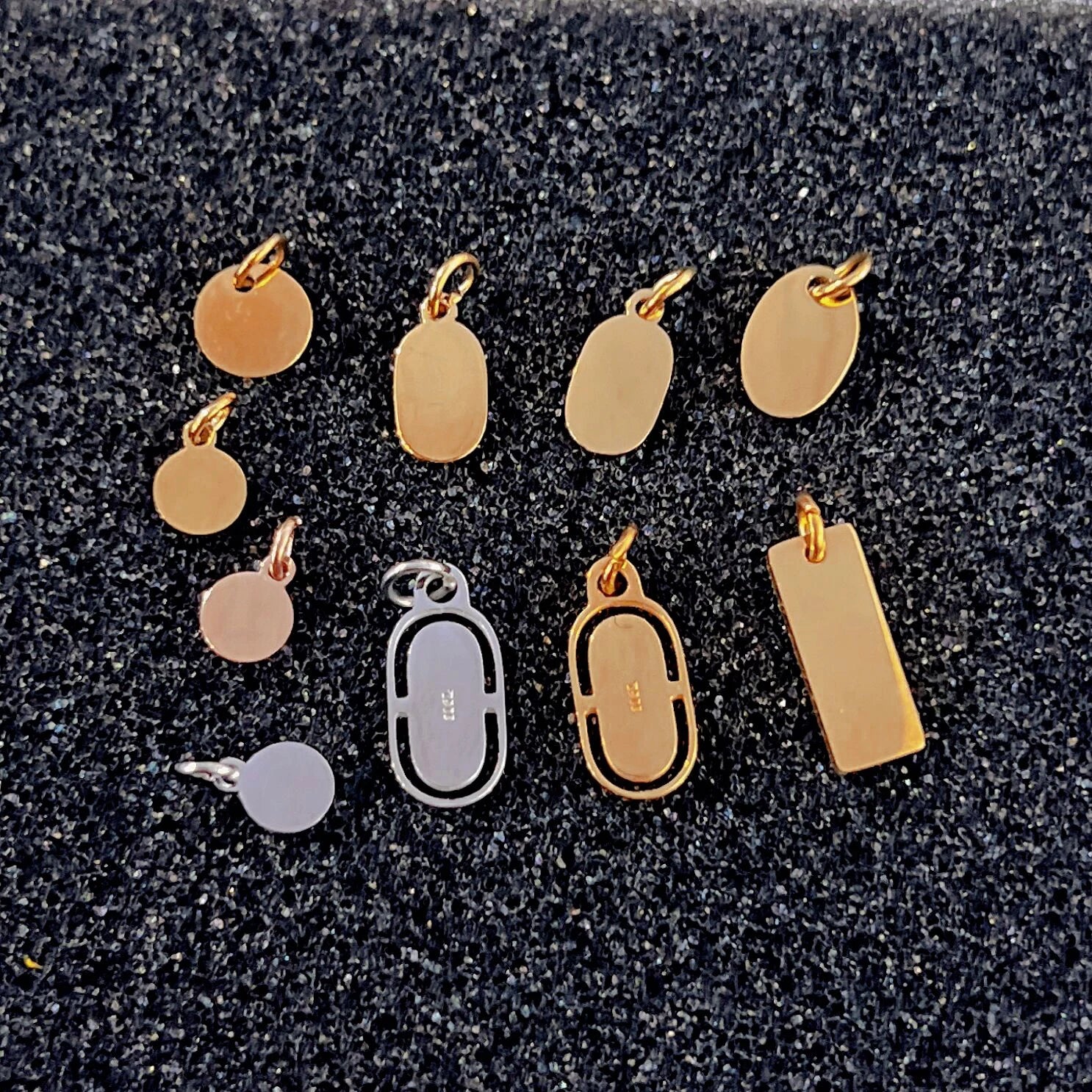 Free Engraved Blank Pendant Jewelry Tags With Logo Custom Necklace Bracelet Jewelry Accessories Stainless Steel Brand Logo Charm