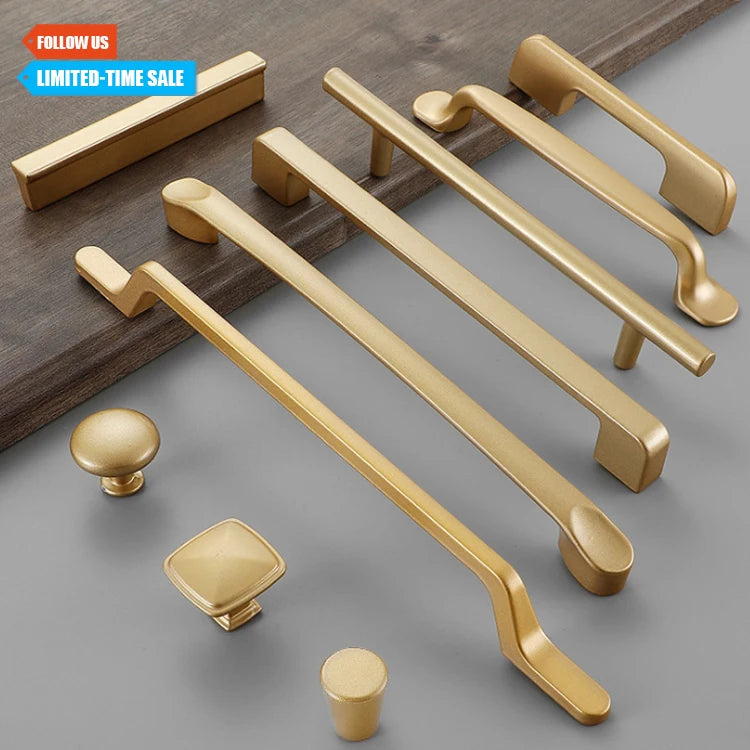 Toco Antique Metal Pull Cabinet Drawer Handle Solid Brass Push Door Handle for Hotels Kitchen Zinc Material for Wardrobe Use