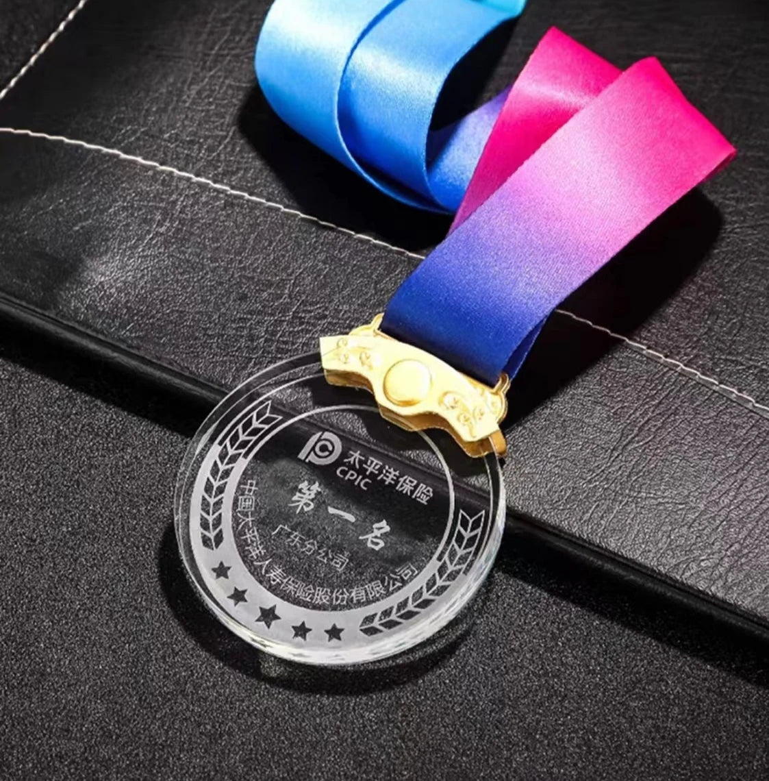 Customized Crystal Glass Medals with Ribbon and Gift Box for Sports Events