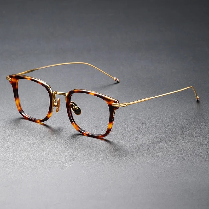 905 Wholesale Tortoise Glasses Titanium Glasses for Men Women Eye Glasses Fashion Square Acetate Eyewear