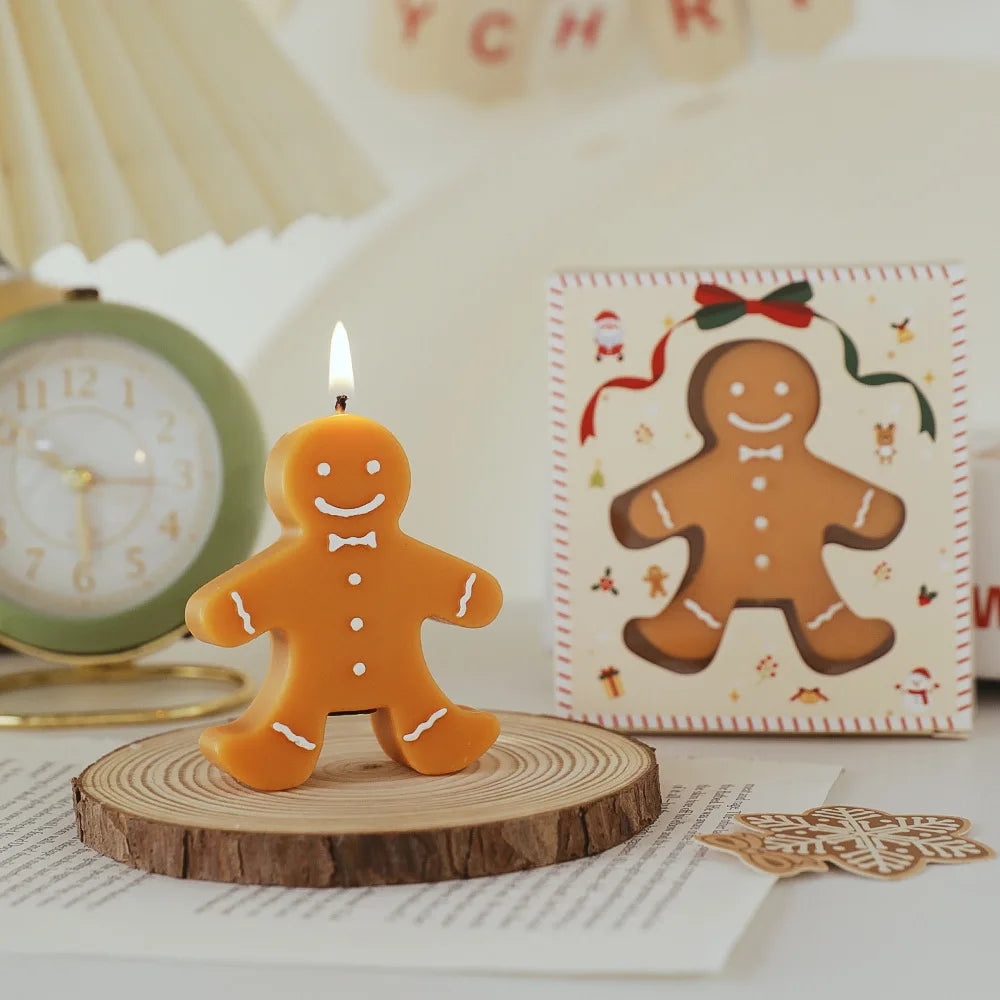 Wholesale Gingerbread Man Shaped Christmas Candle Vessels Handmade Scented Gift Candles for Home Decoration Festive Aroma