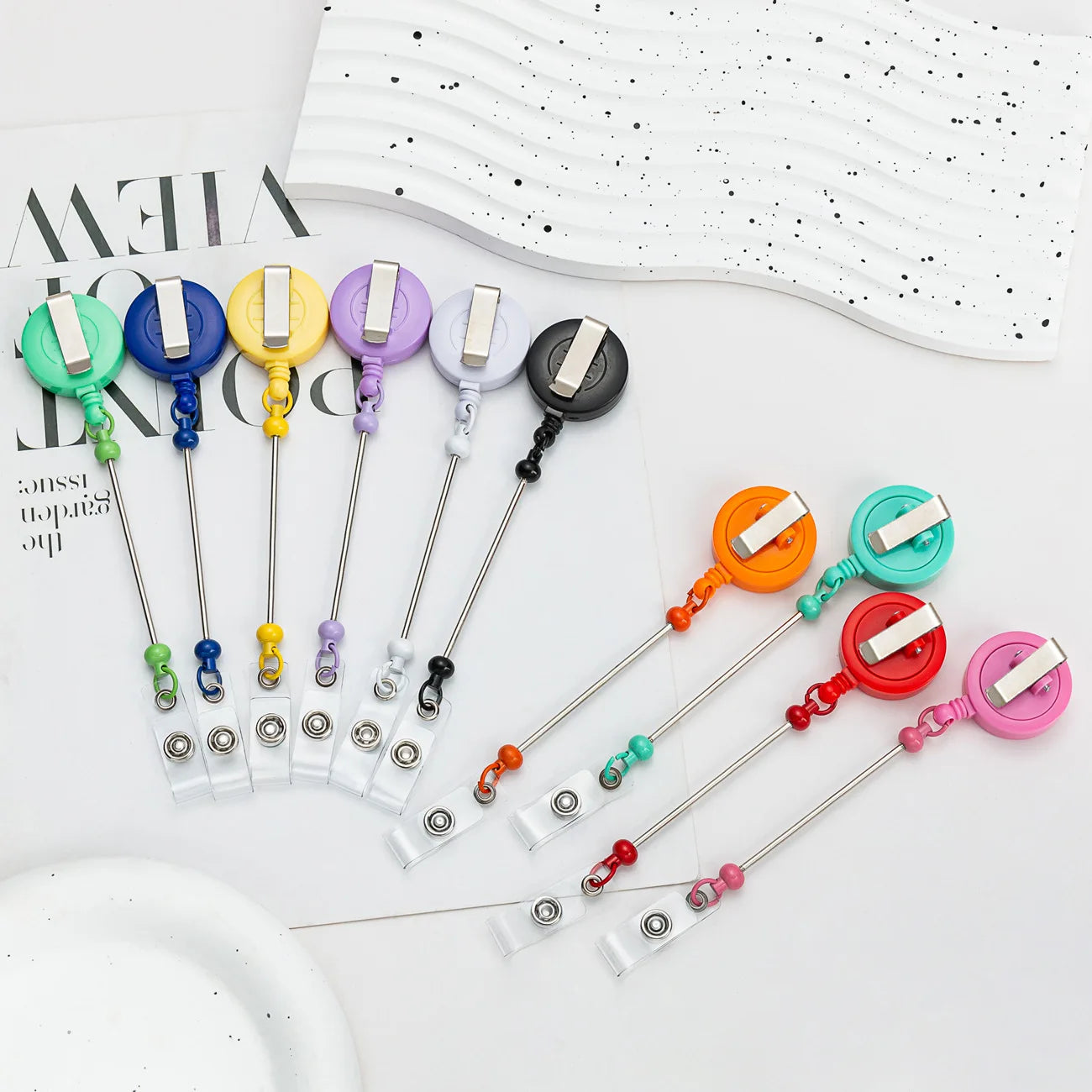 Wholesale New Design Retractable Rope Badge Doctor Nurse Name Card Holder Add Beads Card Badge Holder Reels Keychain