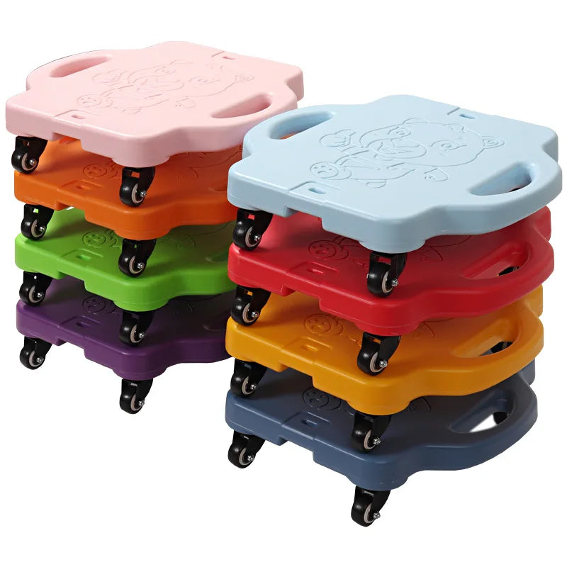 Floor Scooter Board with HandlesSitting Scooter for Kids Indoor Play EquipmentFun Scoot Board with Non-Marring Plastic Casters