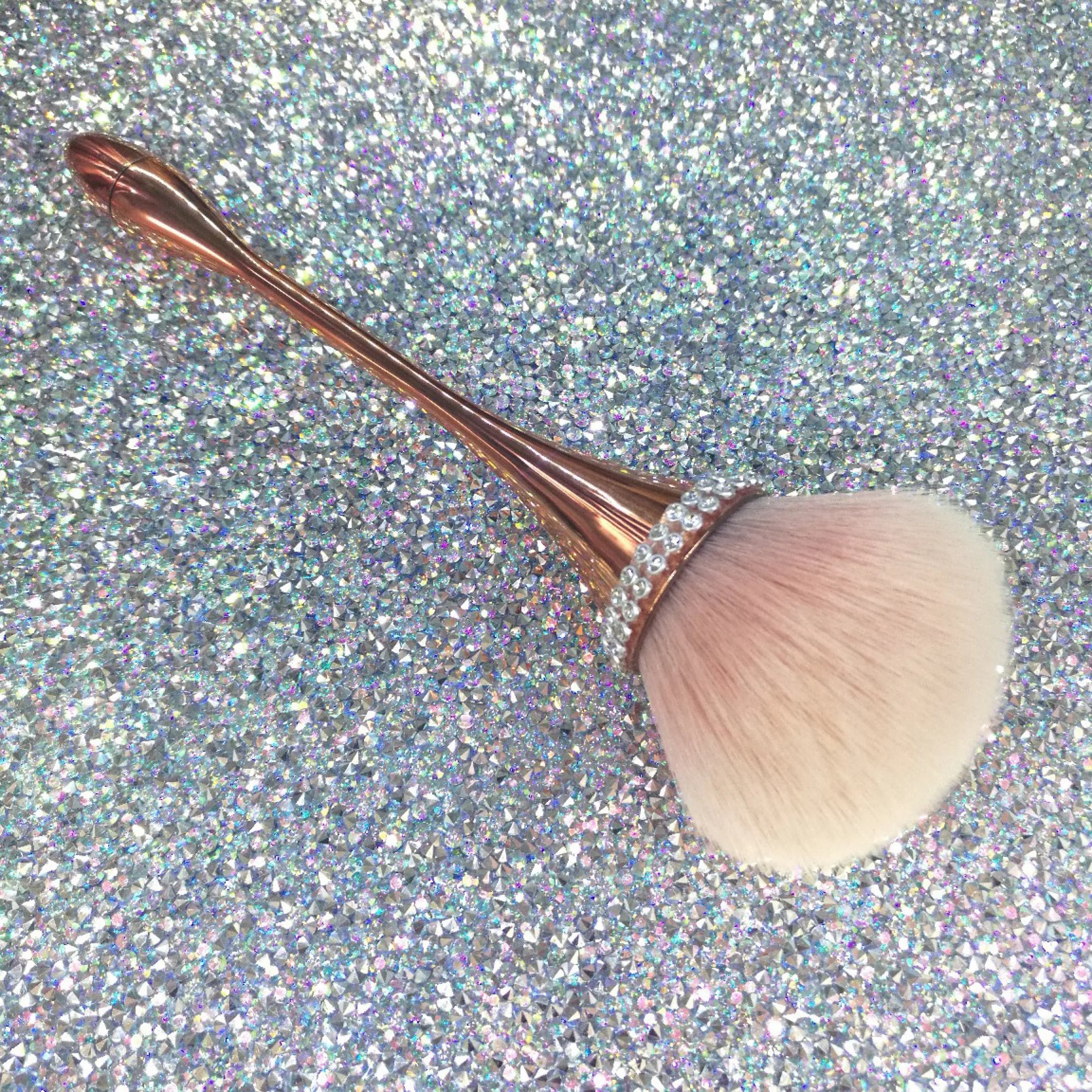 Wholesaler Rhinestone Makeup Brush Kit Your Own Brand Cosmetic Brush 1pcs Diamond Brush Set with Box