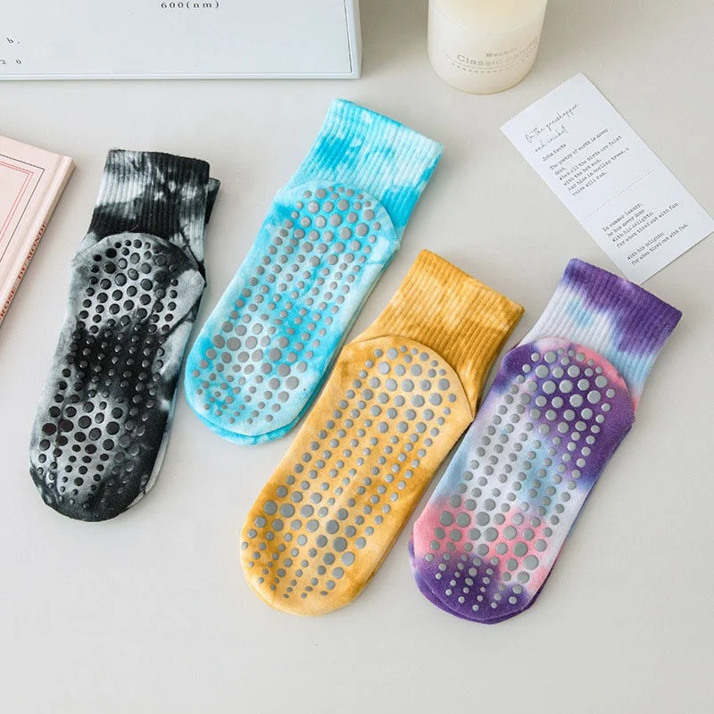 Women Non Slip Grip Yoga Cotton Socks Tie Dyed Colorful Short Ankle Socks Anti Slip Sport Fitness Spring Wear Low Cut Socks