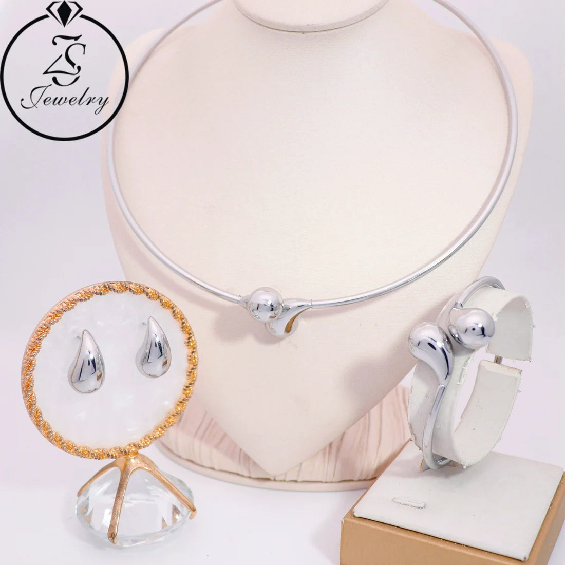 Trendy 18K Gold Plated Vintage Water Drop Earrings Necklace With Bangle for Women Jewelry Wholesale 2024 New Arrival