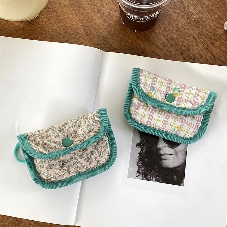 Custom Cotton Seamless Floral Cherry Cartoon Pattern Quilted Puffy Card Holder Hasp Closure Pouch Kids Coin Purse for Girls