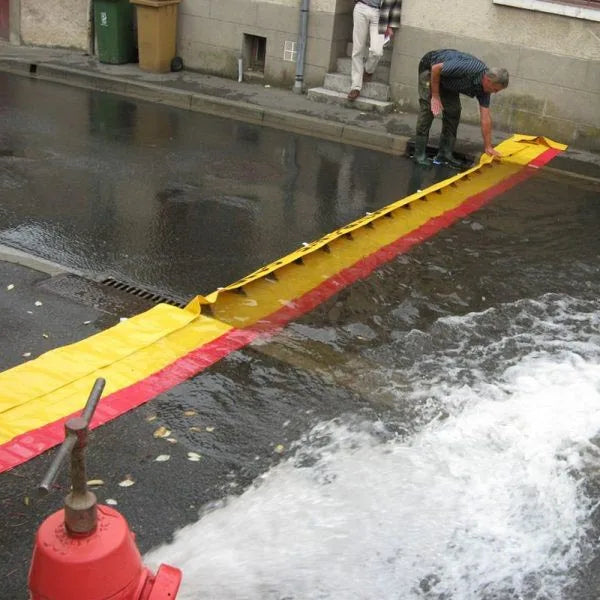 60in and 50ft Anti Flood Portable Quick Dam Reusable Water Gate Instant Flood Control Barrier for Water Protection and Flooding
