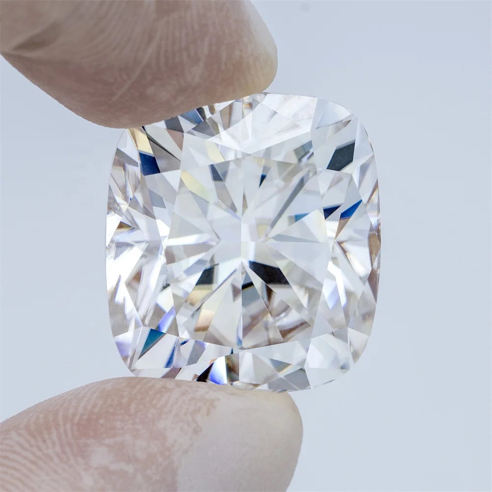 Zuanfa JewelryDEF Color GRA Certificate VVS Moissanite Cushion Cut Moissanite