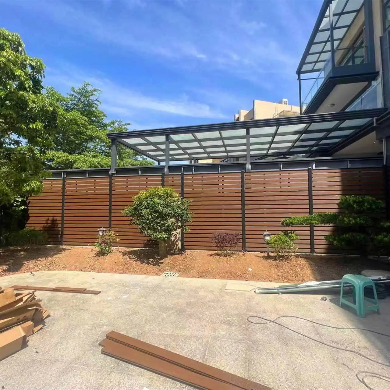 Cerca Boards Wood Plastic Composite Garden Wpc Panel Fence for Outdoor